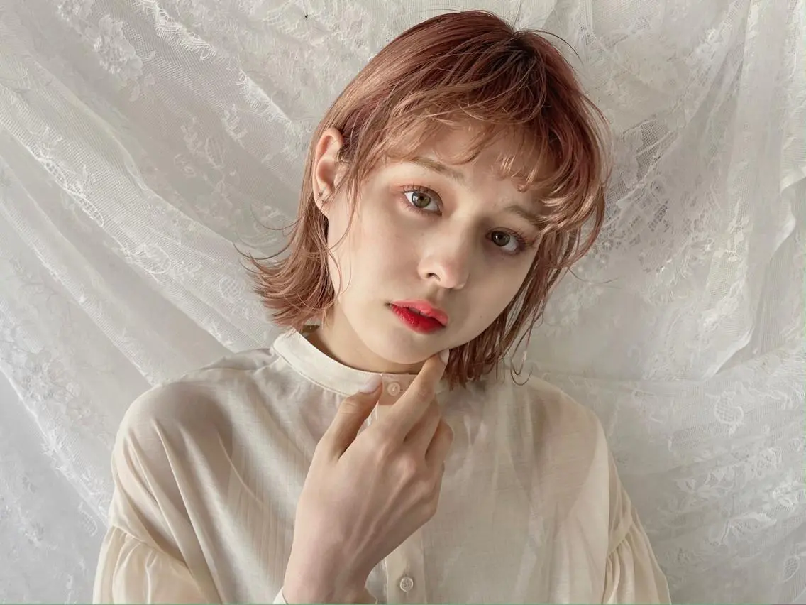ショート door white hideのヘアスタイル