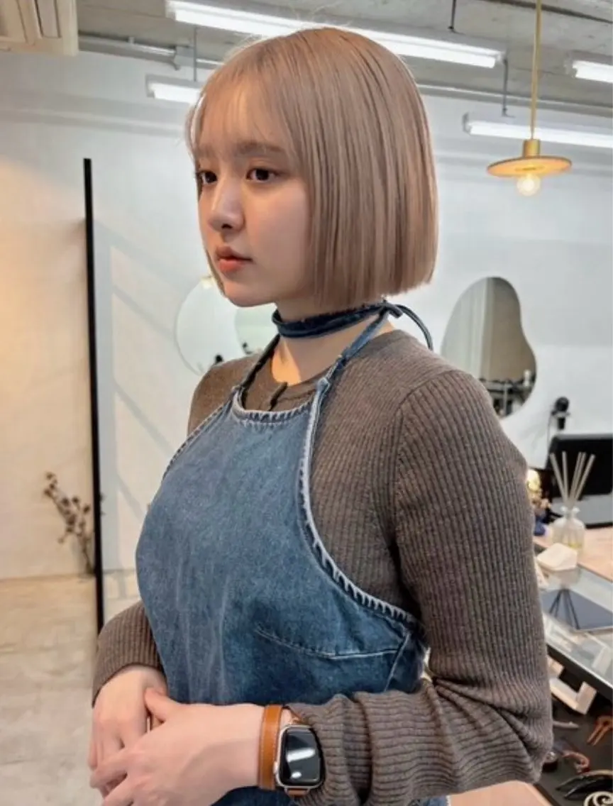 ショート カラー ブリーチ 🎀MAMI🎀 💖のヘアスタイル
