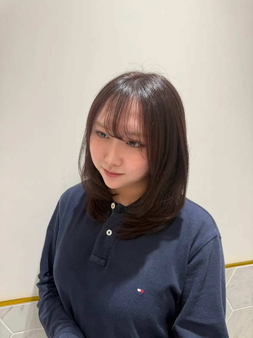 セミロング ヘアカラー 𝐘𝐮𝐢 🤎 costesのヘアスタイル