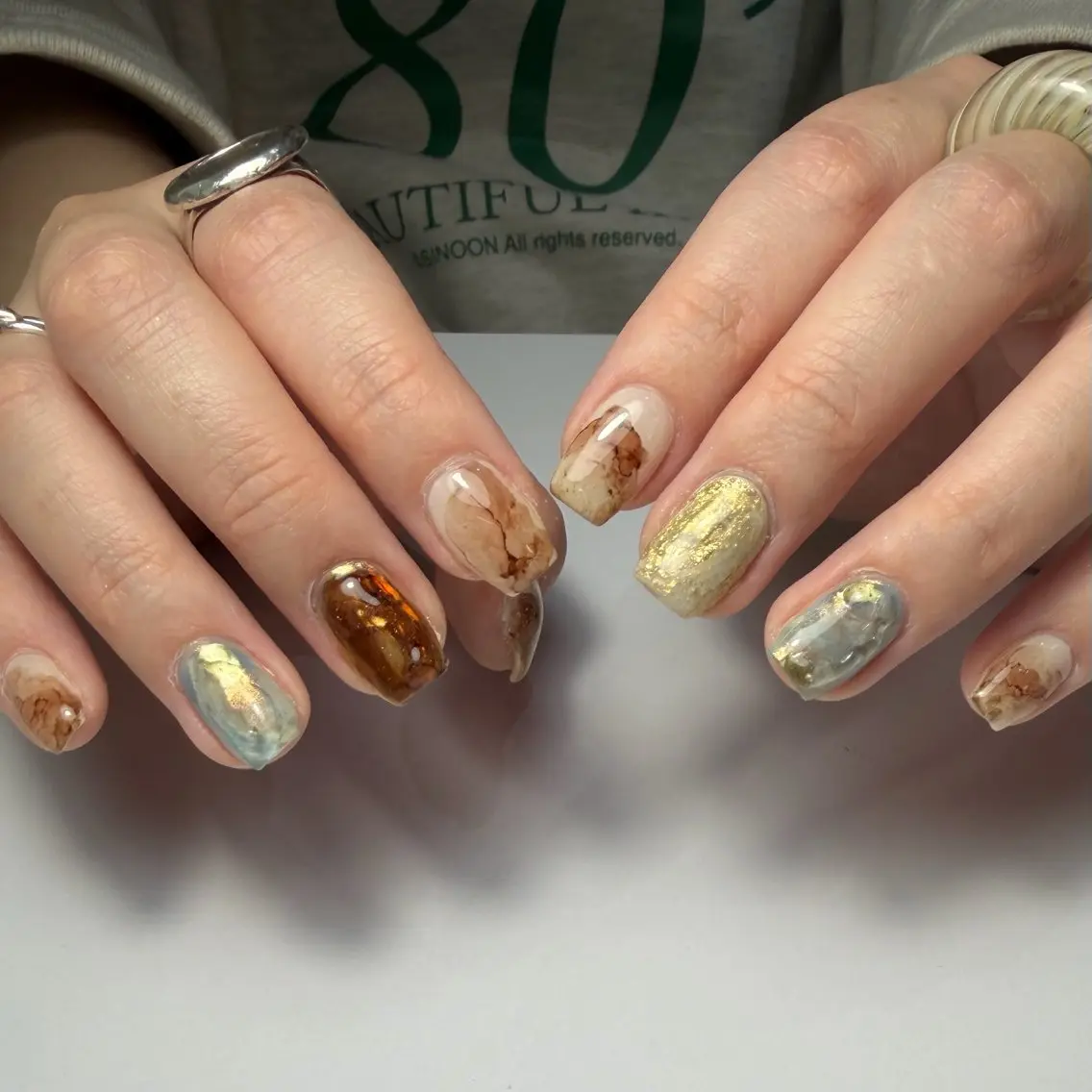 ネイル アートネイル ジェルネイル ミラーネイル 持ち込み ニュアンスネイル ハンドネイル Nail mood デザイン持ち込みokのネイルデザイン