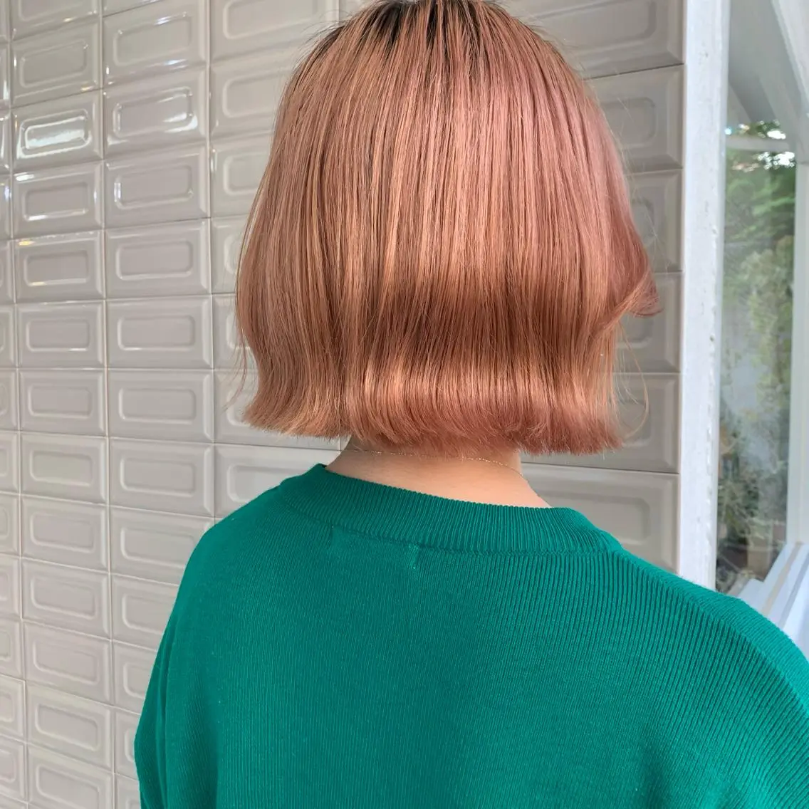 ショート カラー wakana/ 柔らかベージュカラーのヘアスタイル