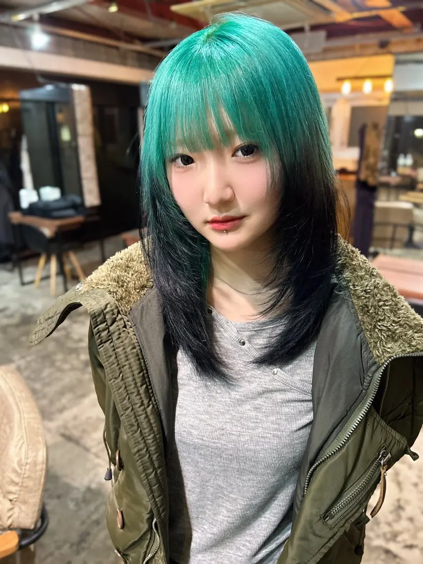 ミディアム カラー カット ヘアカラー トリートメント ダブルカラー/ 艶髪/SHISEIのヘアスタイル