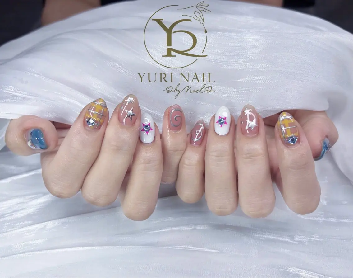 ネイル ハンドネイル フットネイル ハンドケア YURI Nail NARITAのネイルデザイン