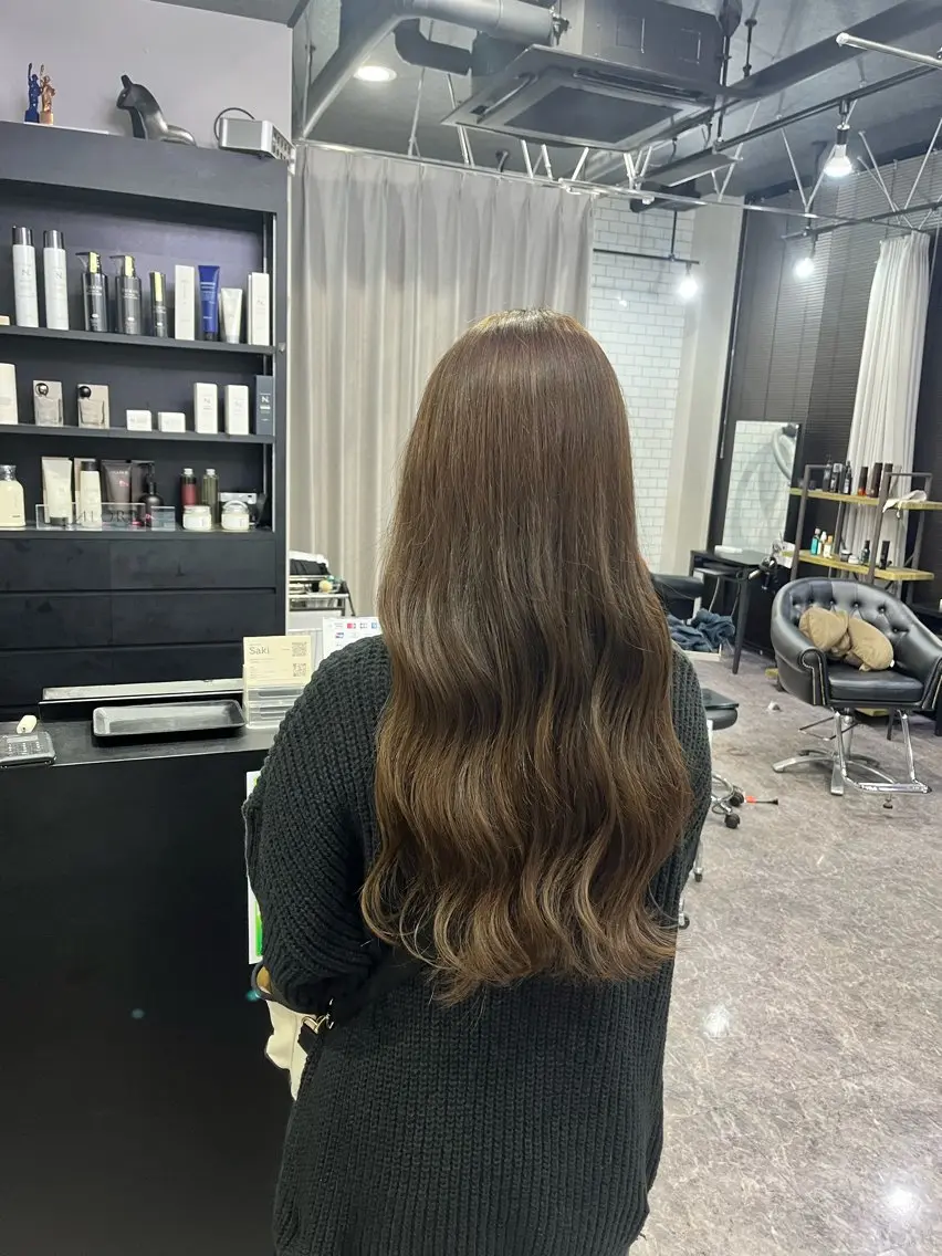 ロング カラー カット ヘアカラー 友滝 真菜美のヘアスタイル