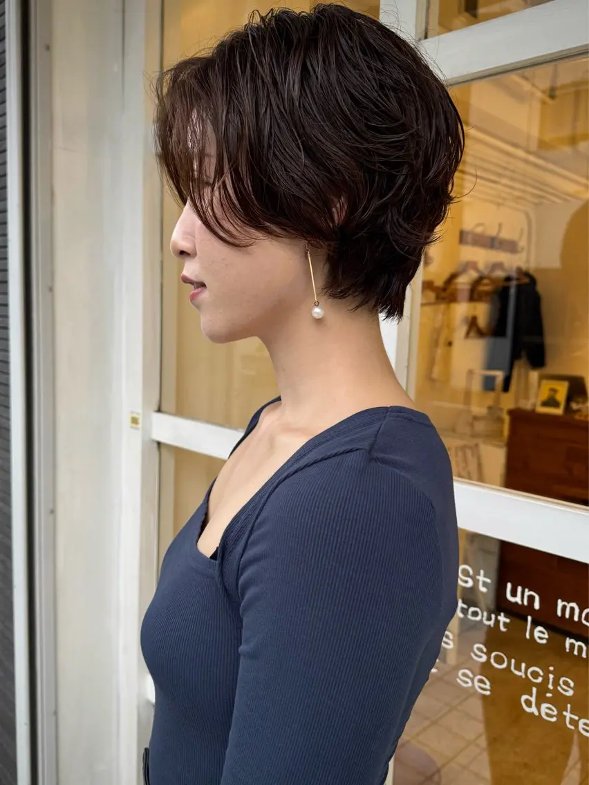 ショート パーマ シカナイ アリサのヘアスタイル