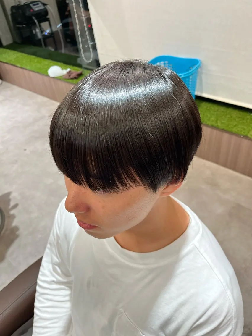 【クセ・広がり改善】カット＋縮毛矯正＋トリートメントで艶髪へ✨の写真