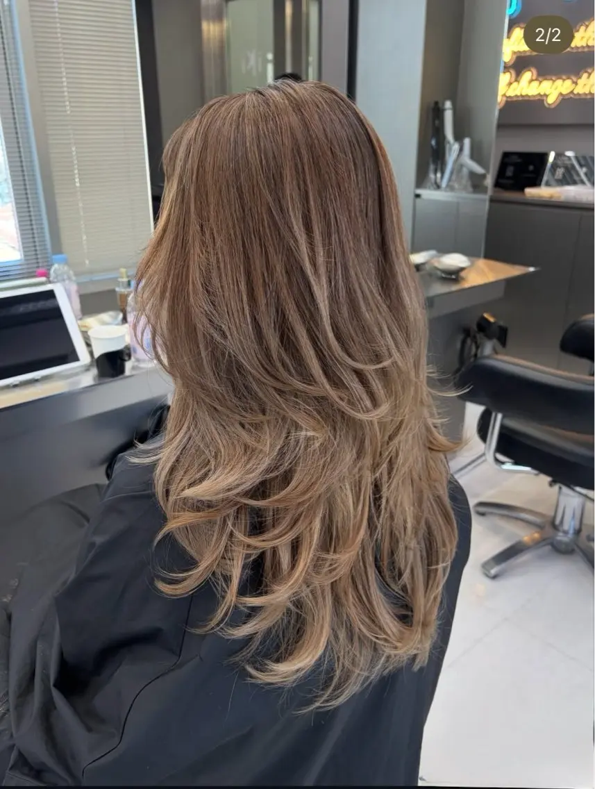 ロング レイヤーカット トリートメント ヘアカラー トリートメント Kotomi 🇺🇸💋のヘアスタイル