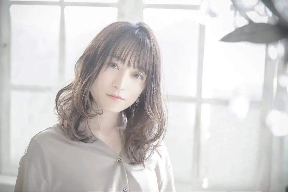 セミロング カラー 髪質改善 川島　広大のヘアスタイル