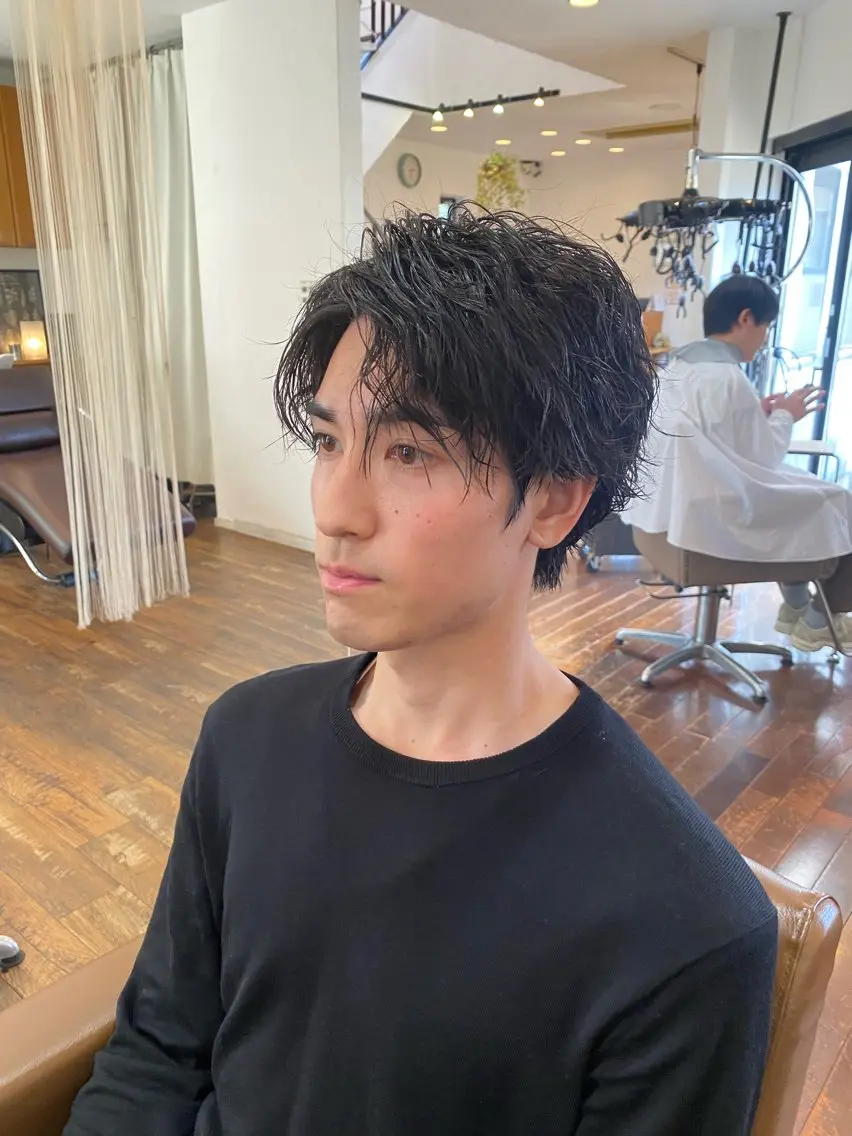 メンズ メンズパーマ ⭐️カラー特化⭐️ 安達佑紀のヘアスタイル