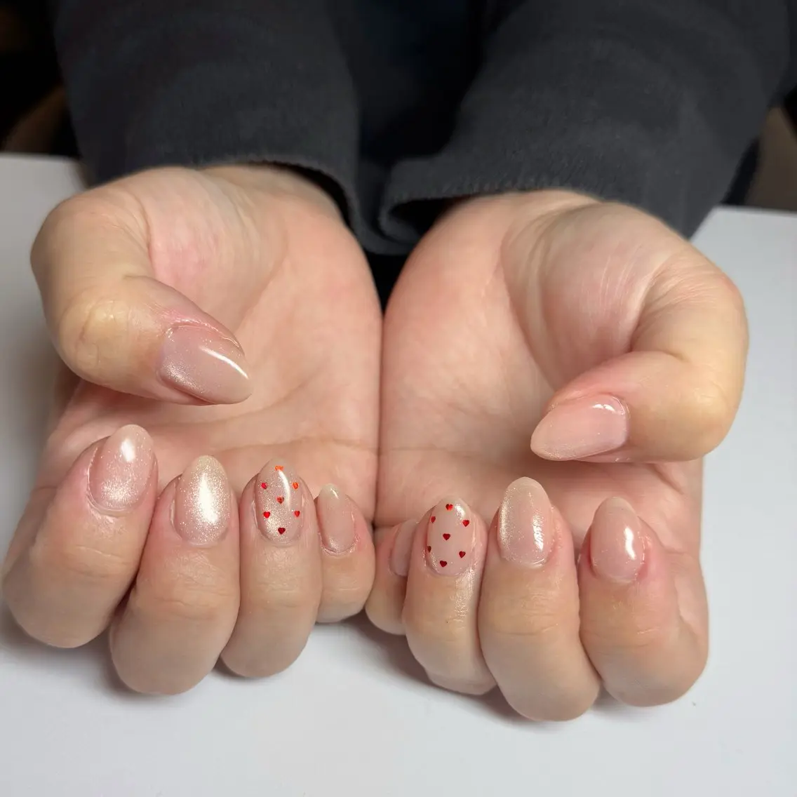 ネイル ハート ハンドネイル nailme!/上村 香菜のネイルデザイン