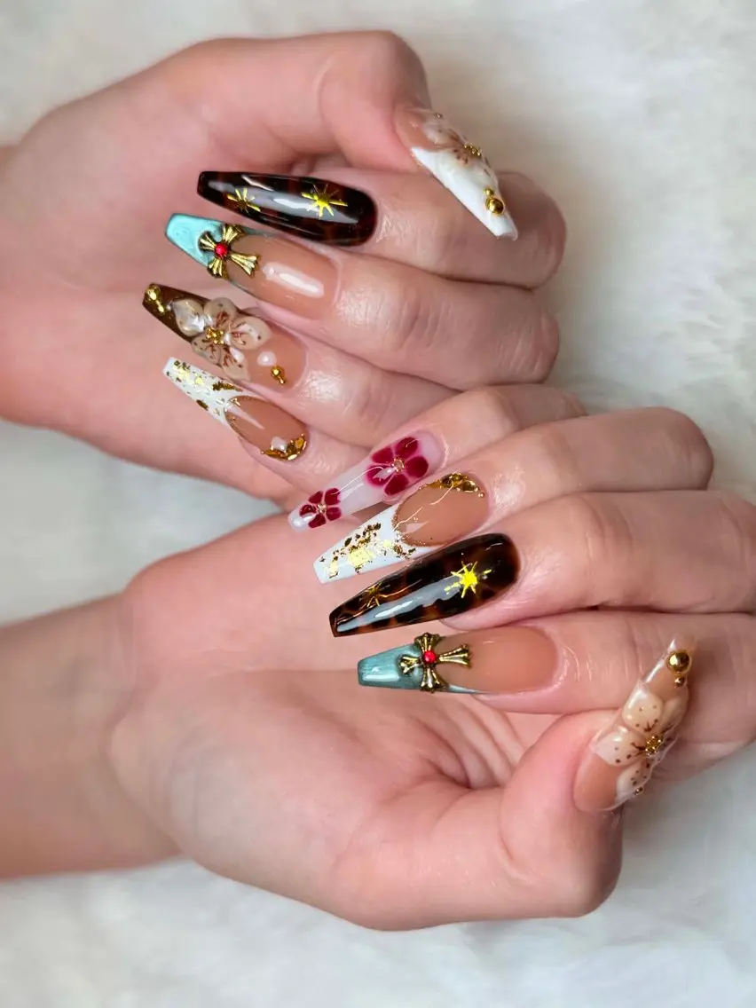 ネイル チークネイル 長さ出し フレンチネイル ジェルネイル グラデーション ハンドネイル RIBON nail 高田馬場のネイルデザイン