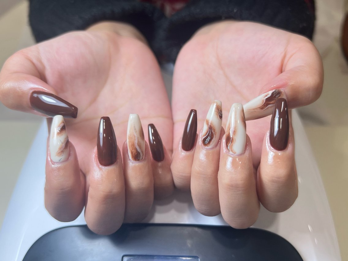 ネイル アートネイル ブラウン 大理石ネイル(マーブル) ハンドネイル LYYM Salon Nikoのネイルデザイン