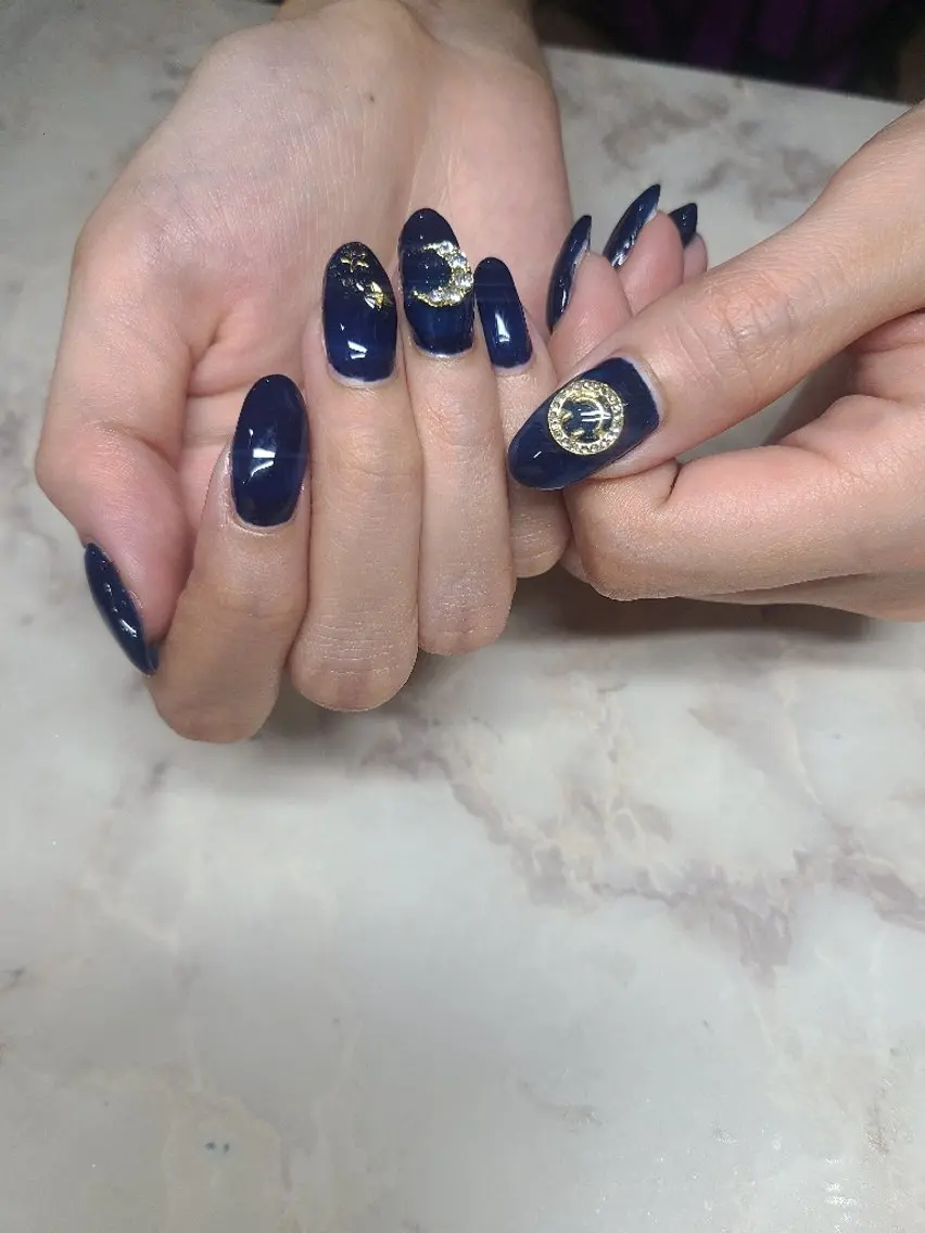 ネイル ハンドネイル フットネイル キレイ系サロン🤍 K-NAILのネイルデザイン