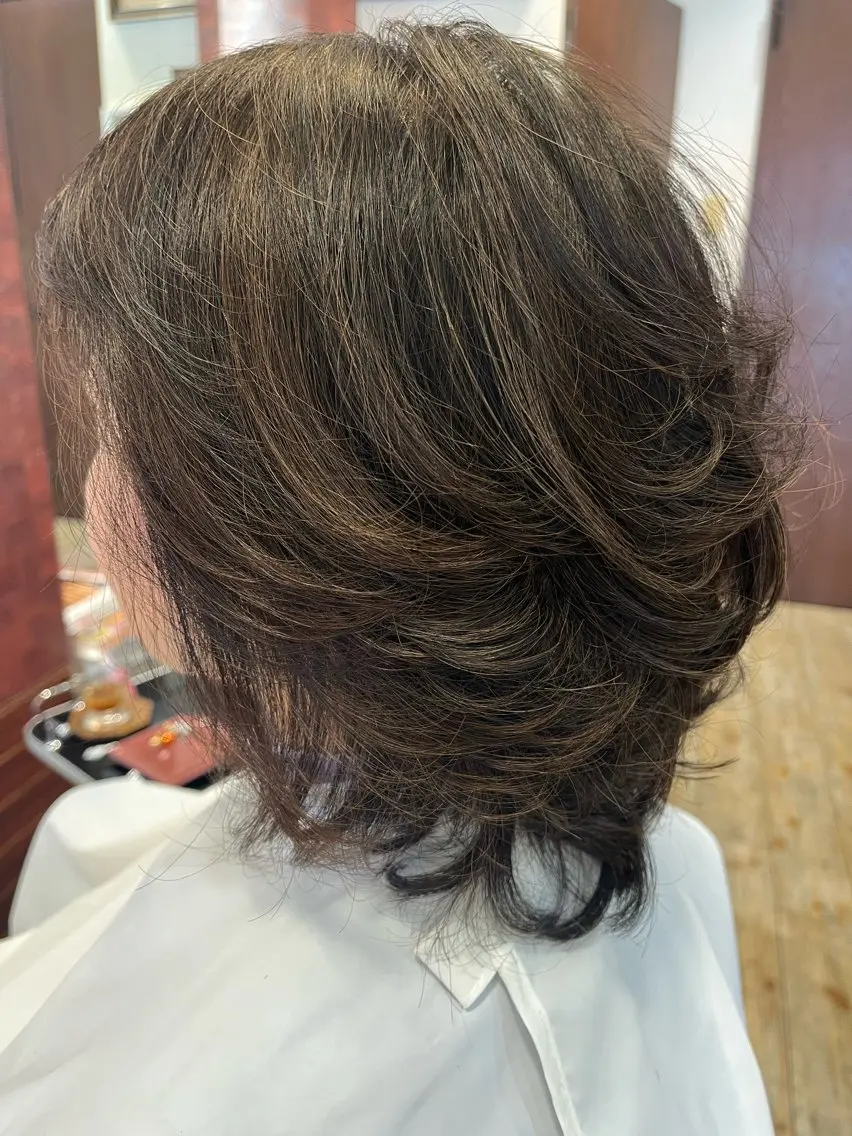 ミディアム カラー 織田 英之のヘアスタイル