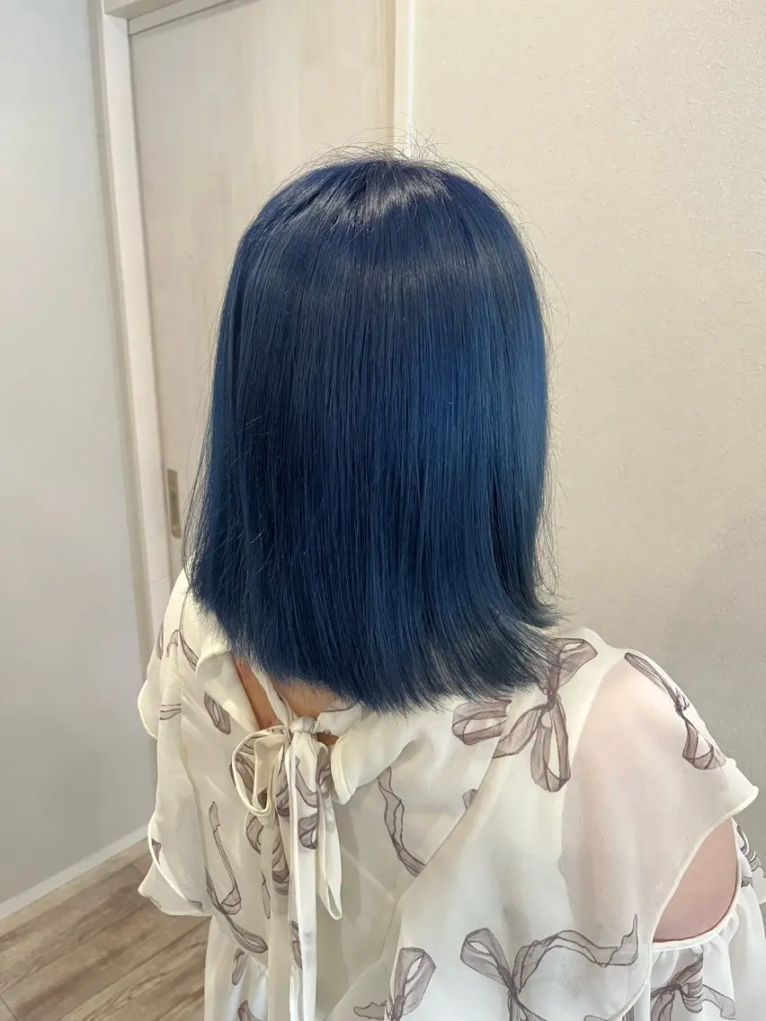 カラー ヘアカラー 河辺 静海のヘアスタイル