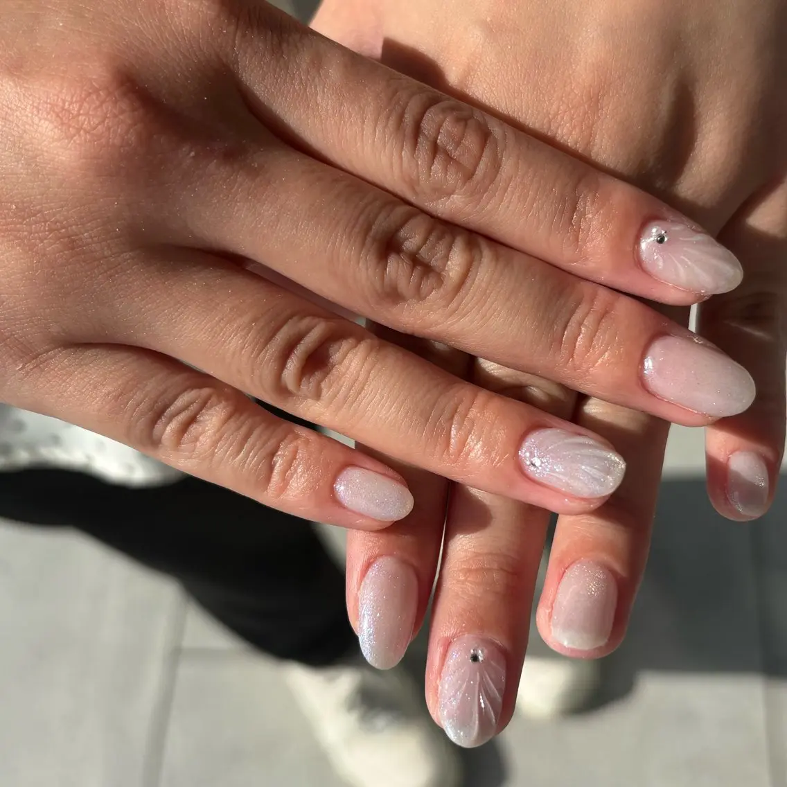 ネイル Mono chrome小林のネイルデザイン