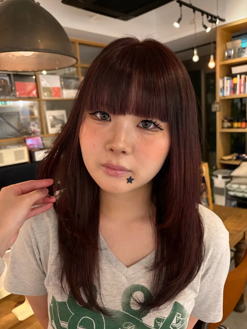 ロング ロング ヘアカラー アワタケ リンのヘアスタイル