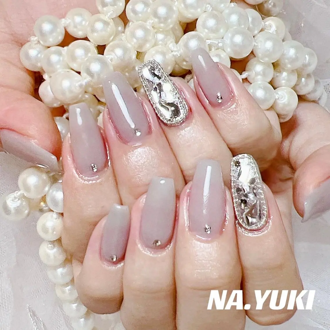 ネイル ストーンネイル ハンドネイル ハンドケア YUKI 💗 渋谷店のネイルデザイン