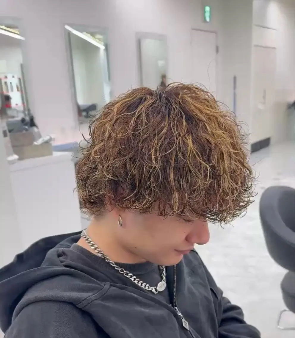 カラー パーマ メンズ カット ヘアカラー パーマ 【メンズ特化】カット パーマ満足度1位聖のヘアスタイル