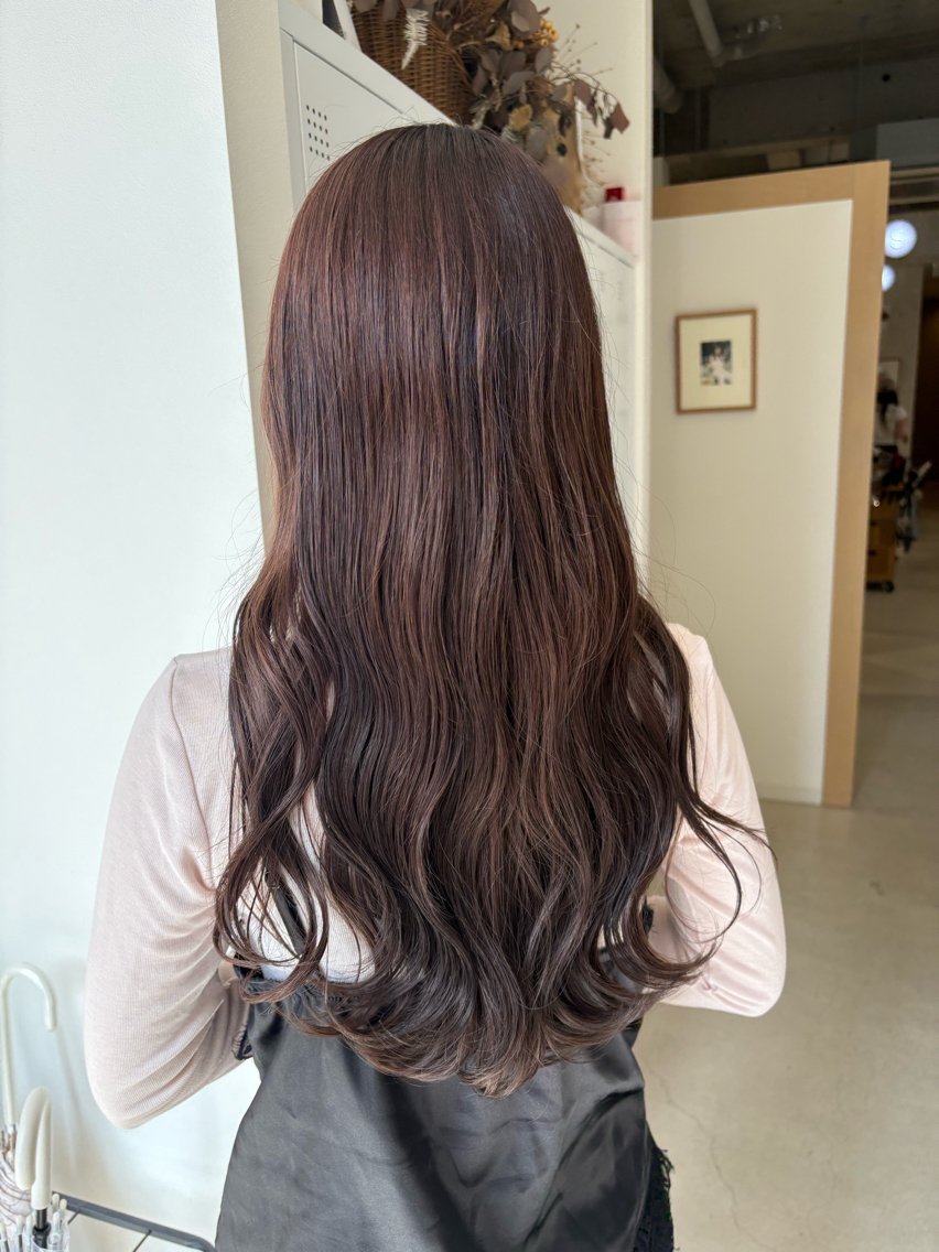 ロング チョコレートブラウン カット ヘアカラー 藤原仁美/レイヤー /透明感カラーのヘアスタイル