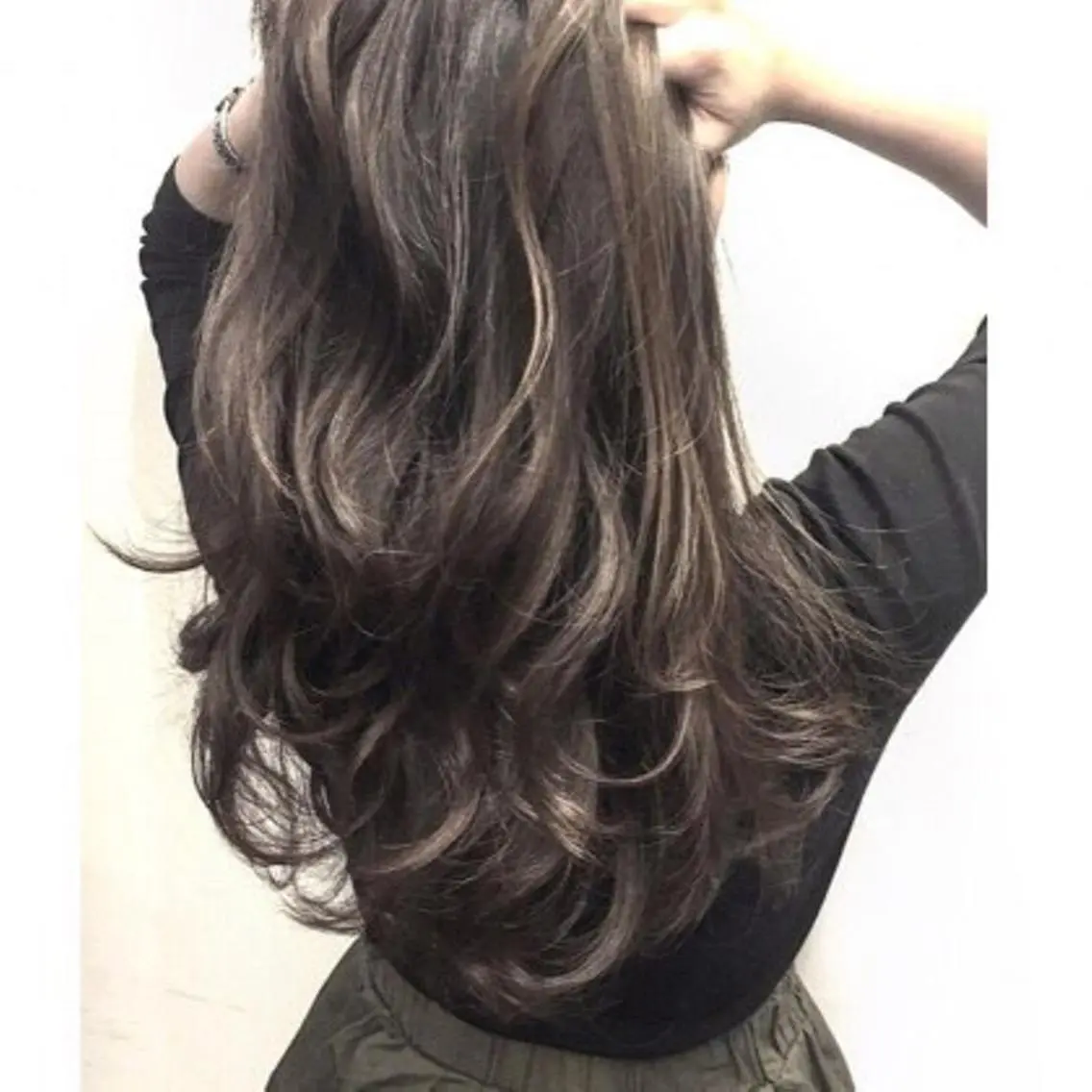 ロング カラー 中塚 義人のヘアスタイル