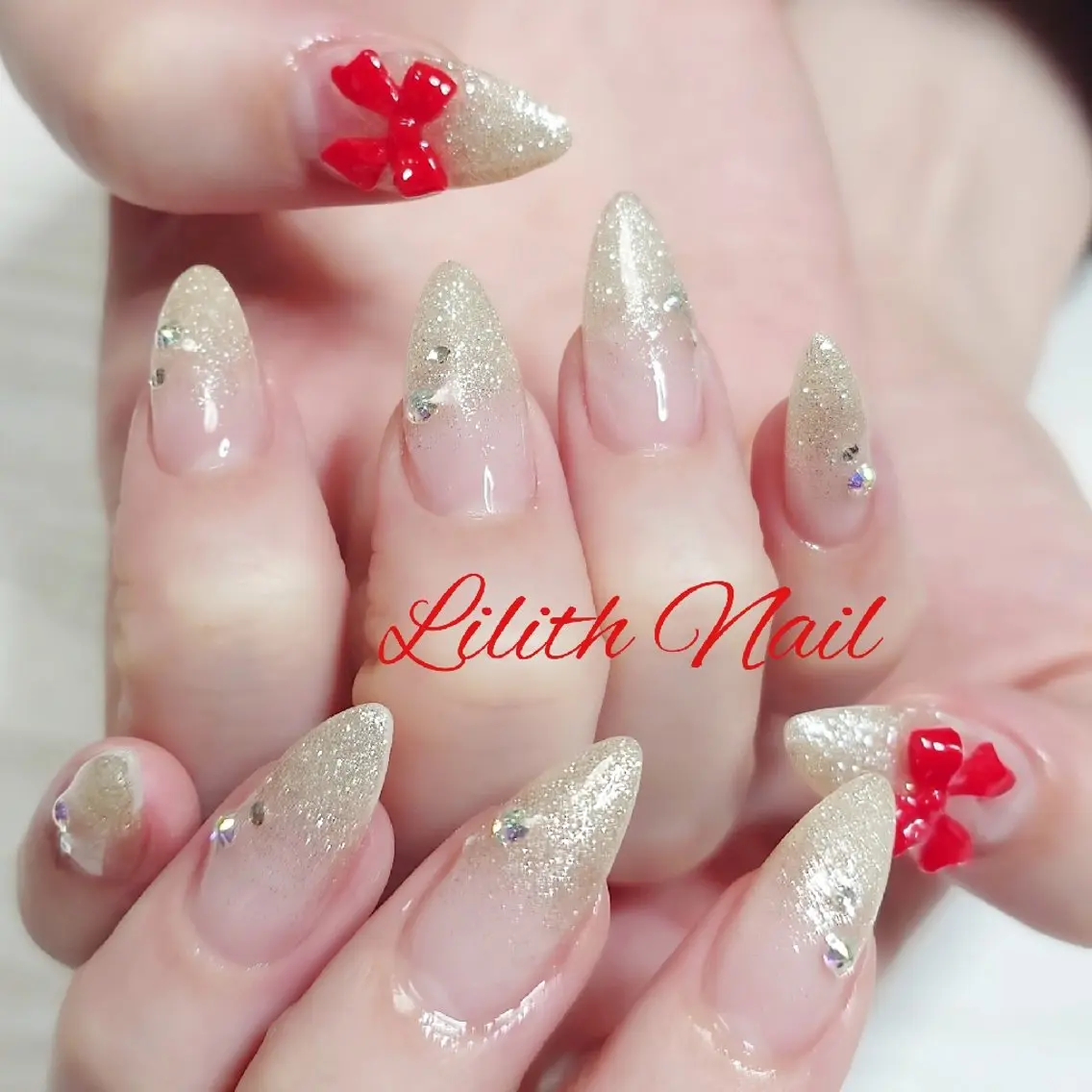 ネイル ストーンネイル ハンドネイル Lilith Nailのネイルデザイン