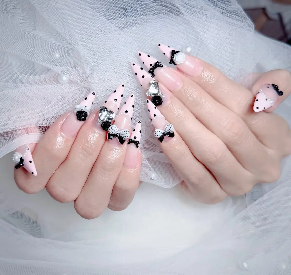 ネイル アートネイル フレンチネイル ジェルネイル 韓国ネイル マグネットネイル ハンドネイル Lenie Nail Okuboのネイルデザイン
