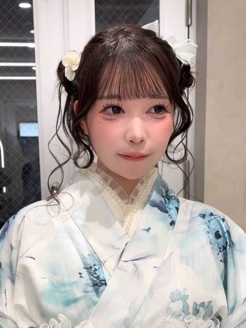 ヘアアレンジ 髪飾り 浴衣 monaヘアアレンジ 🎀/お呼ばれのヘアスタイル