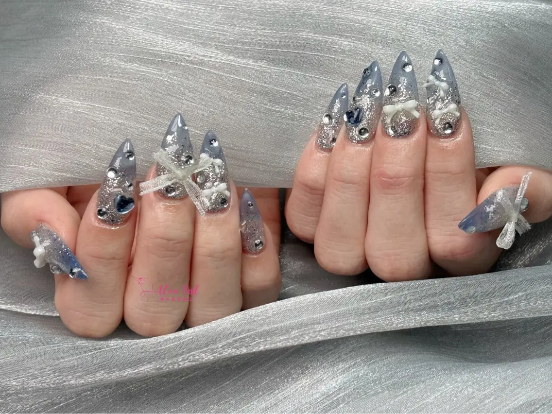 ネイル 桜ネイル 長さ出し フラワーネイル フレンチネイル ジェルネイル ハンドネイル ACon NailSalonのネイルデザイン