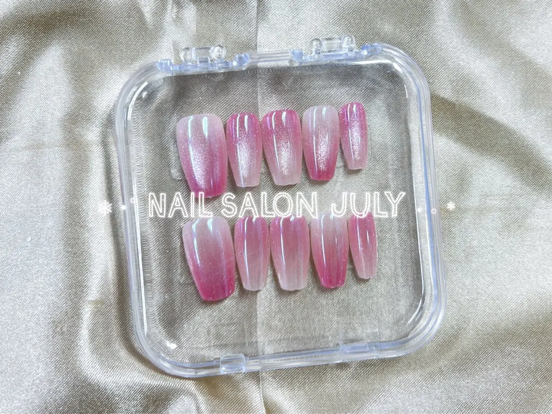 ネイル アートネイル オーロラネイル ジェルネイル ガーリー キラキラネイル ハンドネイル July Salonのネイルデザイン