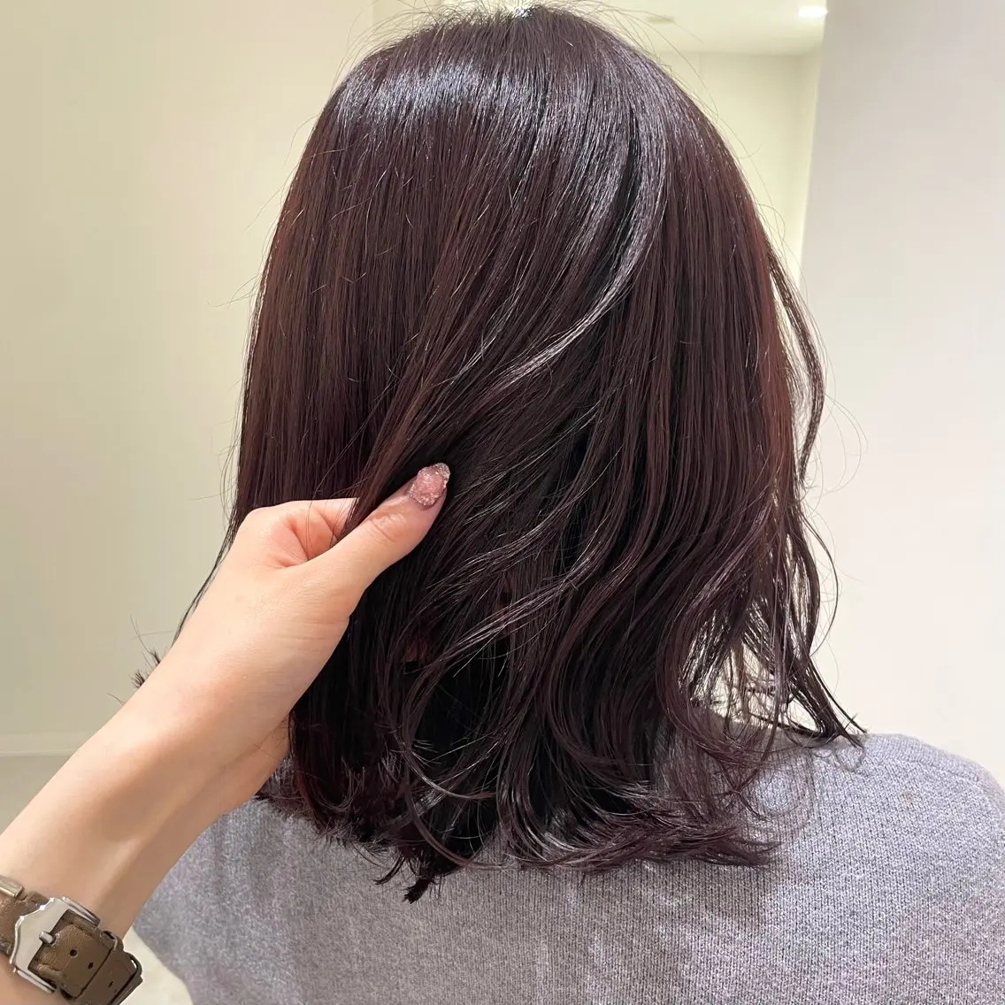 ミディアム カラー ブリーチ ダブルカラー ブリーチなしカラー ピンクカラー ヘアカラー トリートメント 🎟ブリーチなし/艶 /暖色🎀くるみのヘアスタイル