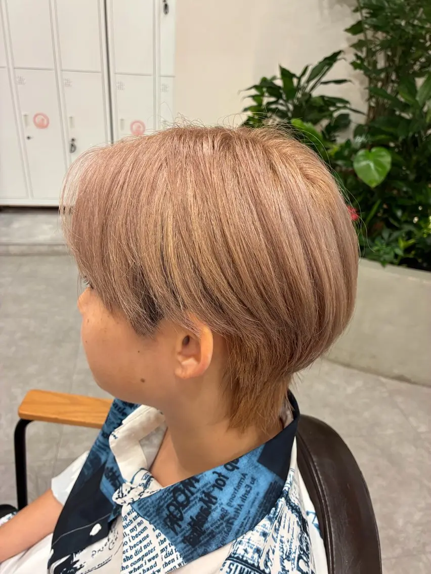 ショート カラー カット ヘアカラー トリートメント ❄️中野侑香❄️ ハイライト/ブリーチのヘアスタイル
