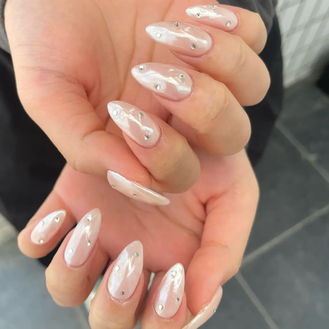ネイル オーロラネイル ハンドネイル Nail ヌシん家 AKANEのネイルデザイン