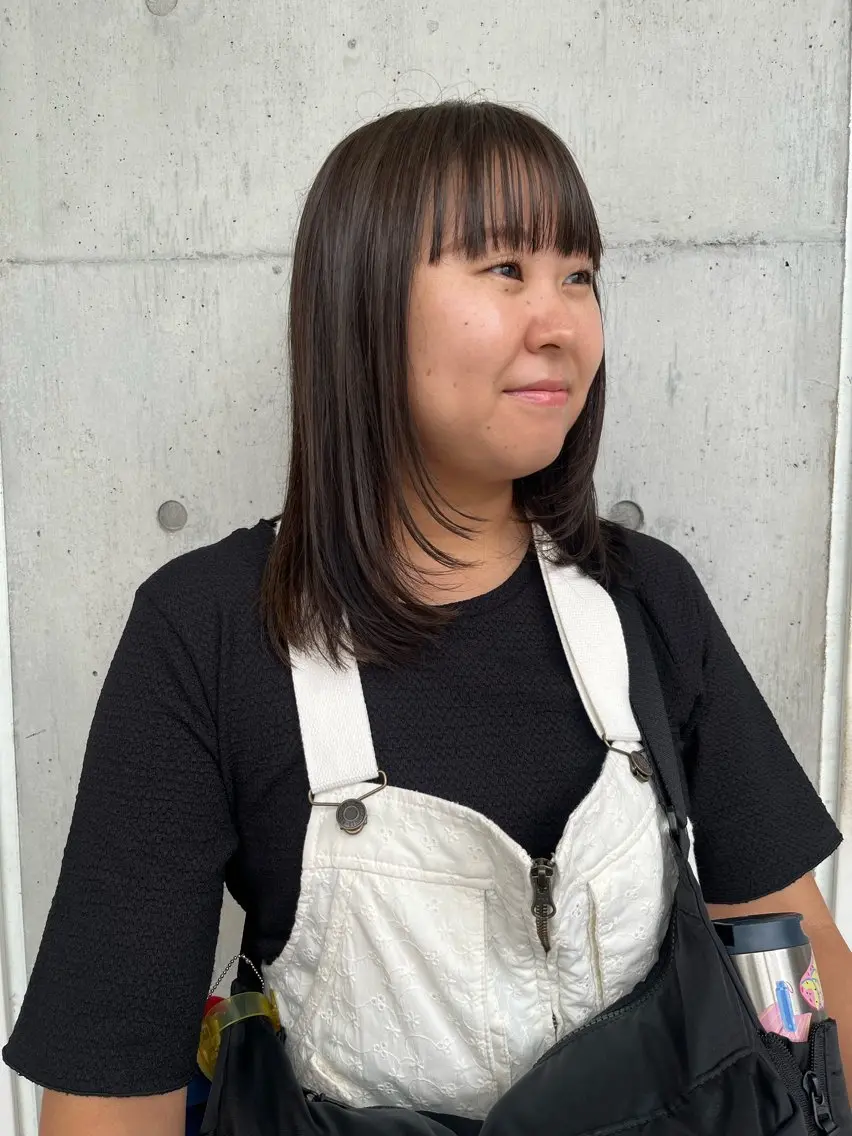 ミディアム カラー アッシュ アッシュブラウン ブラウンカラー レイヤーカット カット ヘアカラー トリートメント yukari/ 立川美容室のヘアスタイル