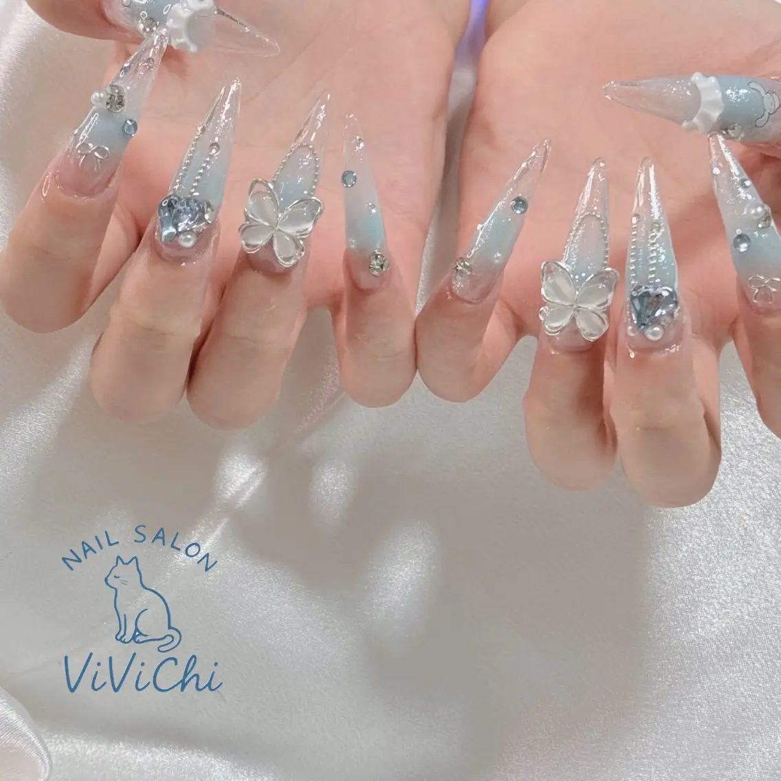 ネイル ハンドネイル ViViChi 梨帆のネイルデザイン