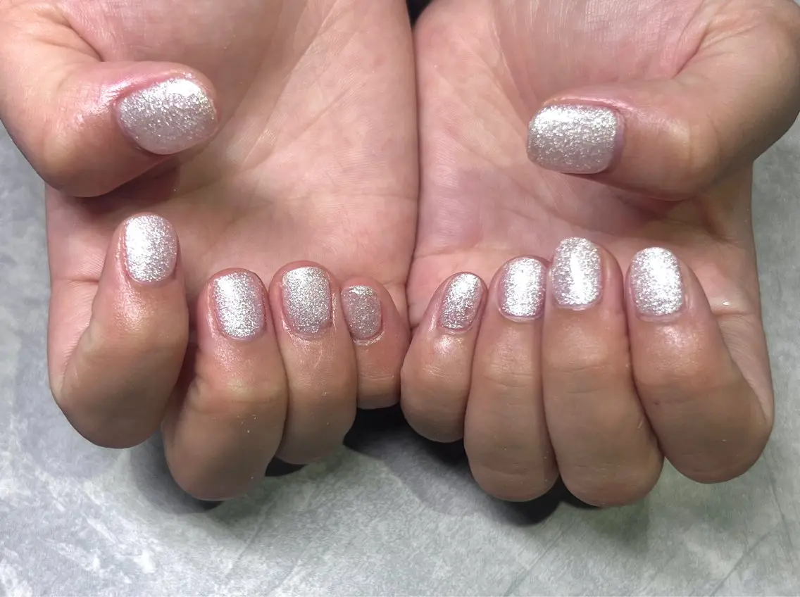 ネイル Miimo💅🏻 ほのか ·͜·♡のネイルデザイン