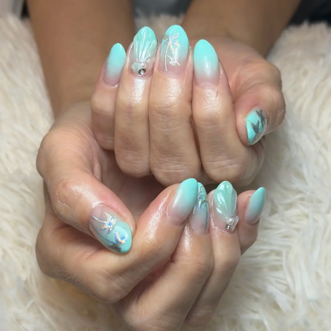 ネイル ハンドネイル フットネイル nailsalon Any'bのネイルデザイン