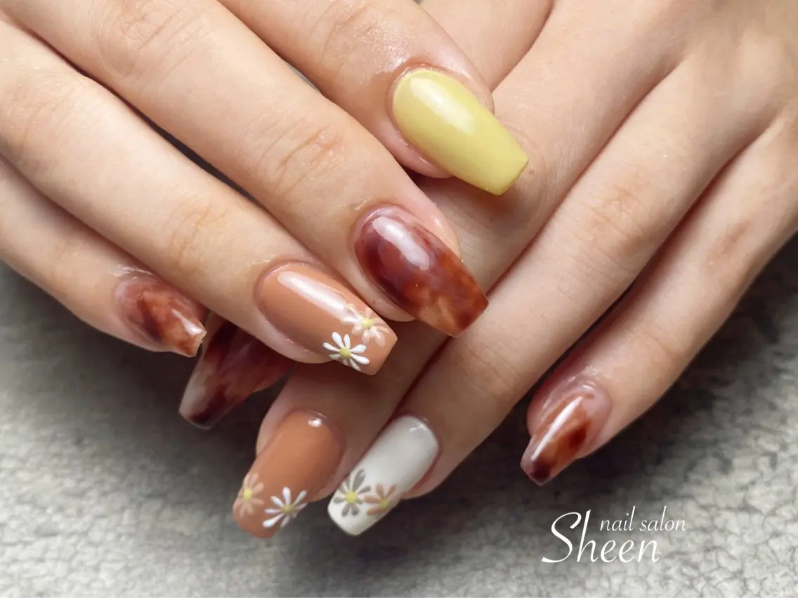ネイル ハンドネイル ネイルサロン sheenのネイルデザイン