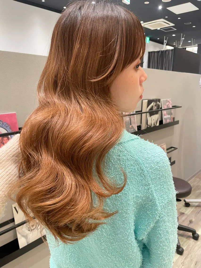 ロング カラー イルミナカラー トリートメント カット ヘアカラー トリートメント k-twoたき✨艶感 カラー/美髪矯正のヘアスタイル