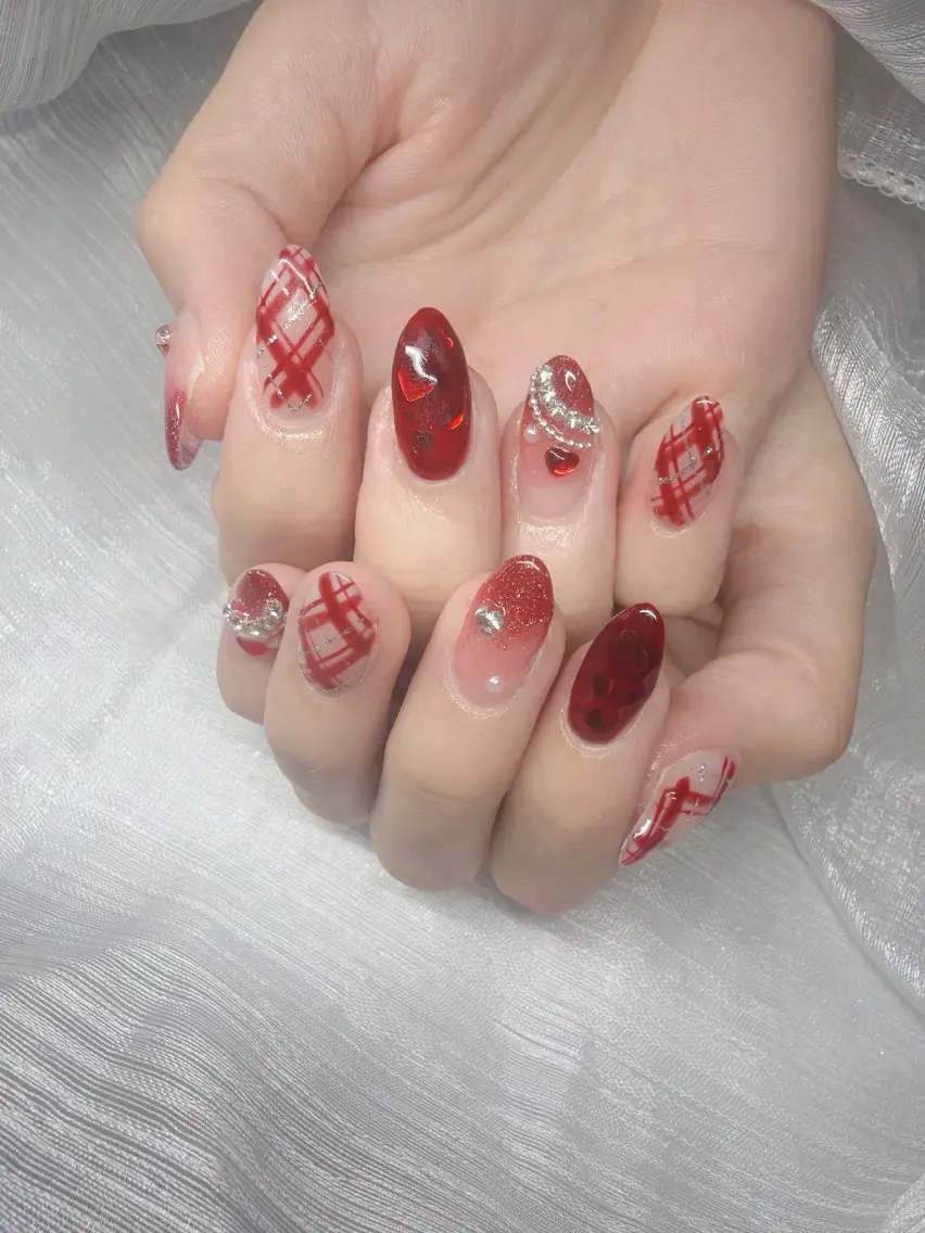 ネイル 長さ出し グラデーション 卒業式 キラキラネイル マグネットネイル ハンドネイル Lee Nailsのネイルデザイン
