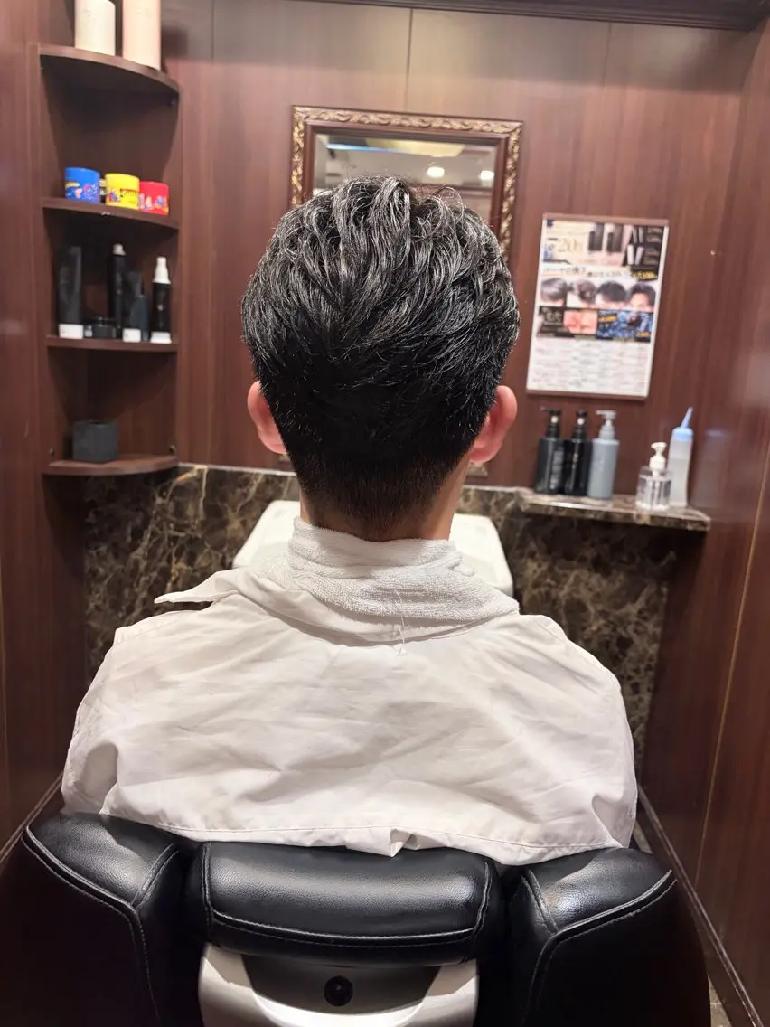 ショート 勝田 隼斗のヘアスタイル