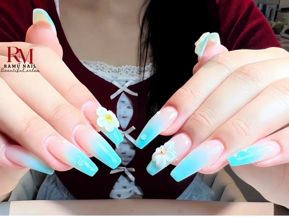 ネイル キラキラネイル マグネットネイル ミラーネイル ピンク 夏ネイル ハンドネイル RAMU Nail 恵比寿店のネイルデザイン