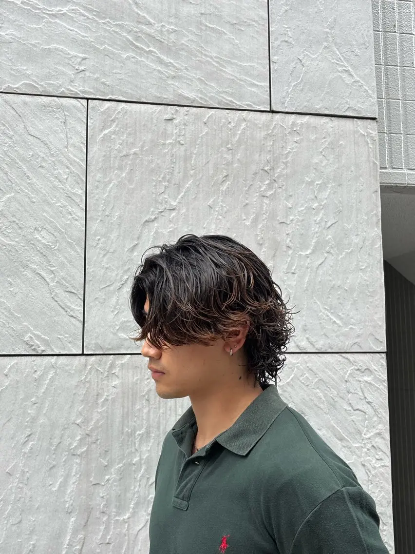 パーマ カット パーマ メンズハイトーン 北斗💍レイヤーのヘアスタイル