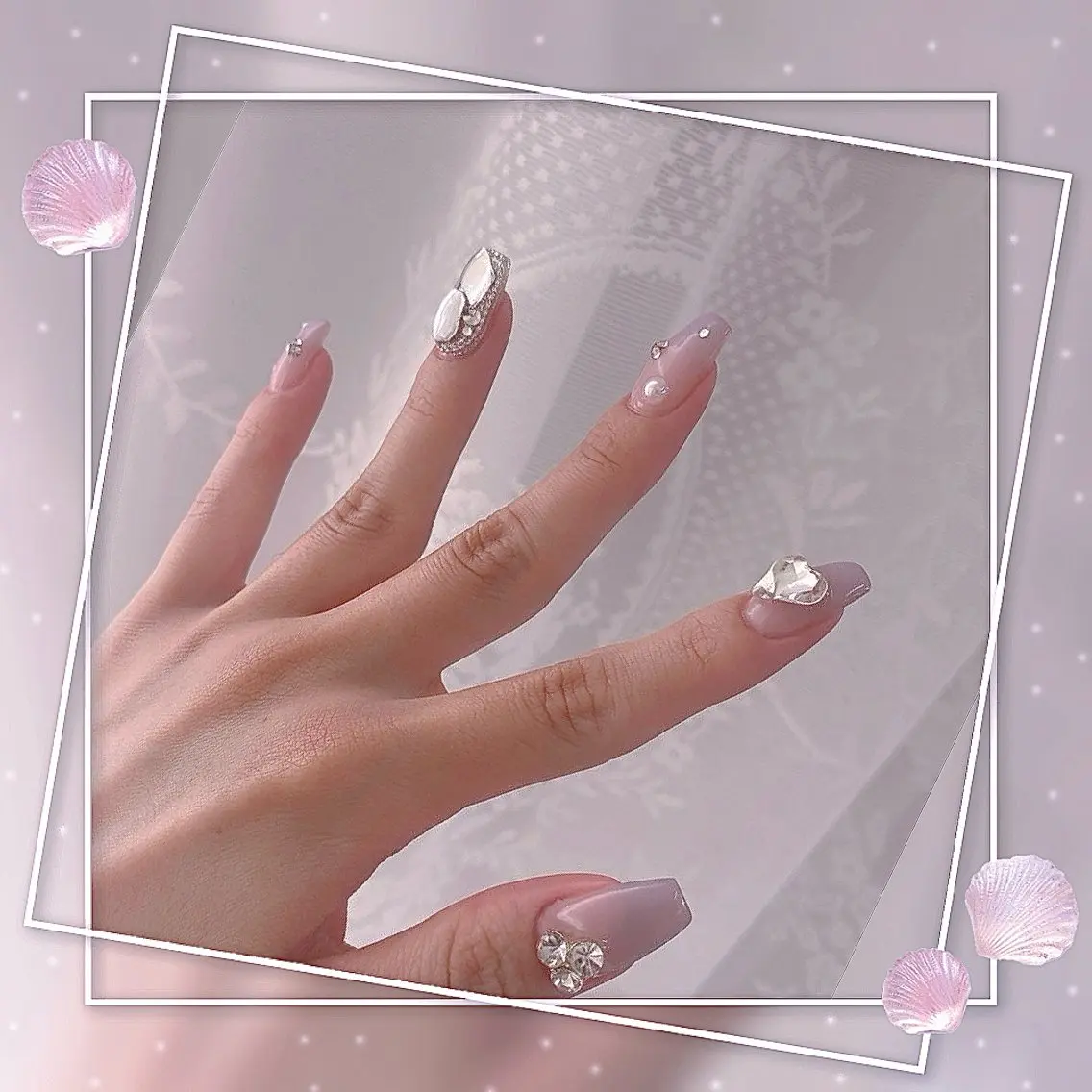 ネイル グラデーション マグネットネイル ピンク ワンホンネイル ハンドネイル ハンドケア Chill Nailsalonのネイルデザイン