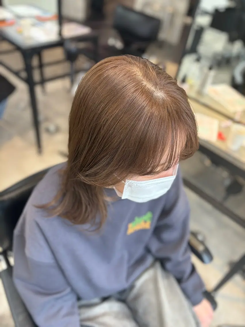 ミディアム カラー ヘアアレンジ ベージュカラー ブリーチ ダブルカラー ブリーチなしカラー ヘアカラー トリートメント ヘアセット 天神レイヤーカット No.1💖マユカのヘアスタイル