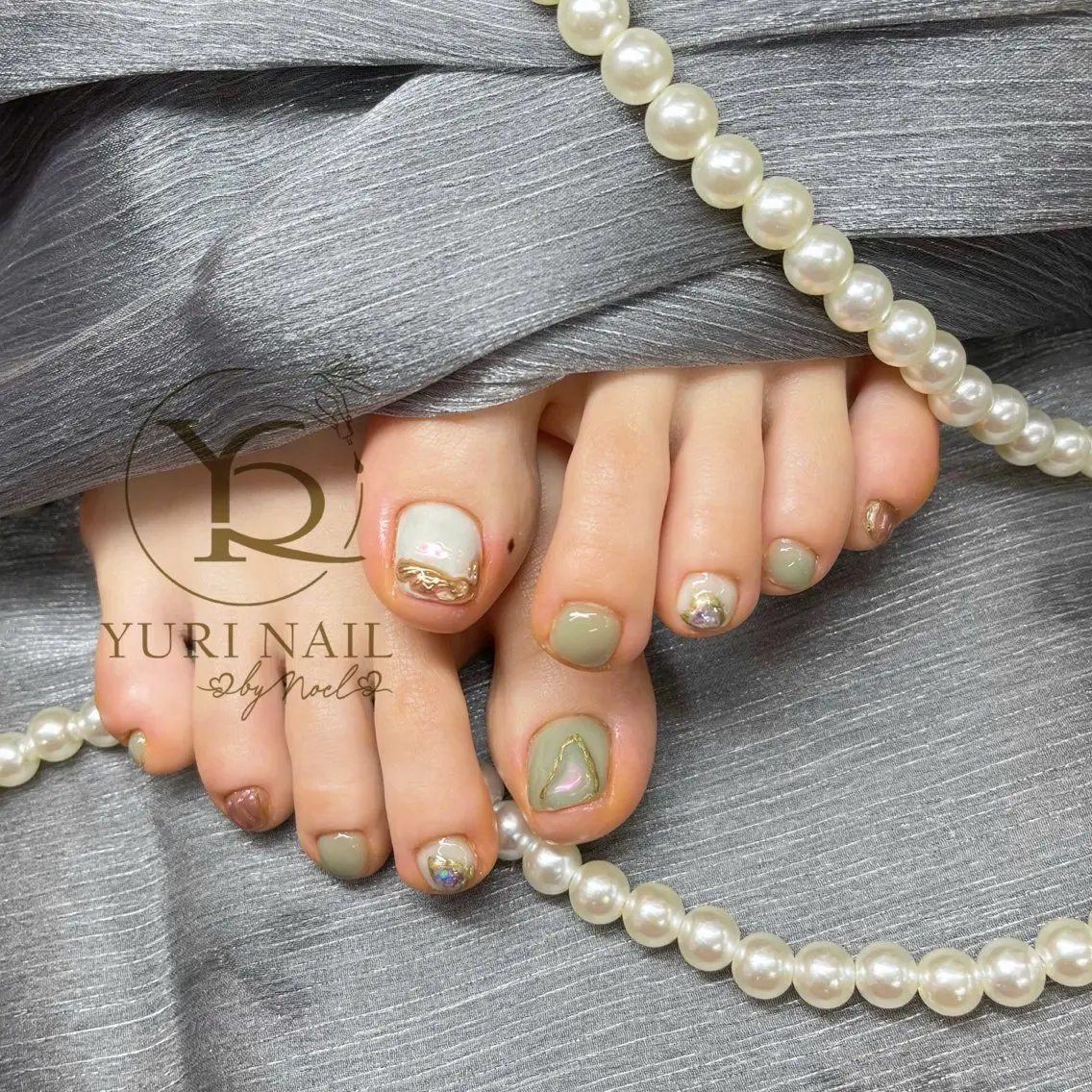 ネイル アートネイル フットネイル フレンチネイル ジェルネイル ミラーネイル ハンドネイル フットネイル ハンドケア YURI Nail Funabashiのネイルデザイン