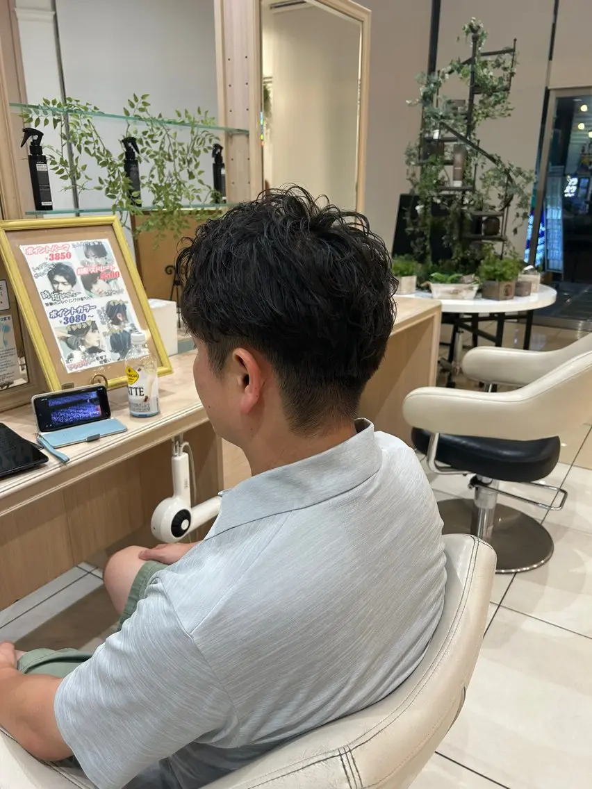 メンズ カット パーマ 上村 夢斗のヘアスタイル