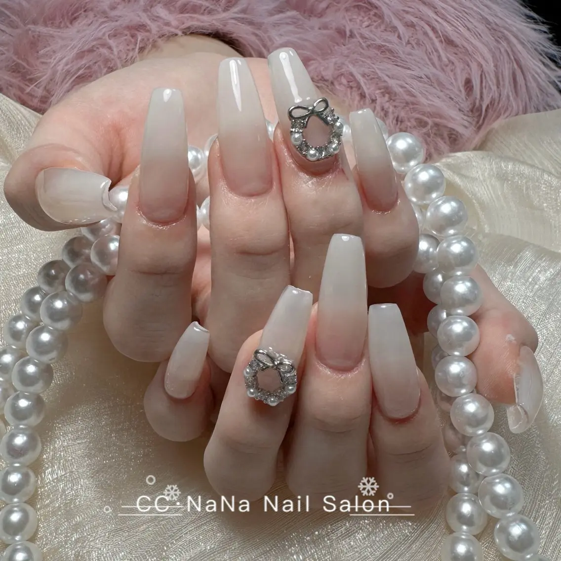 ネイル チークネイル フラッシュネイル ハート キラキラネイル 韓国ネイル ハンドネイル 💎CC・NaNa 韓国風ネイル🌙Cのネイルデザイン