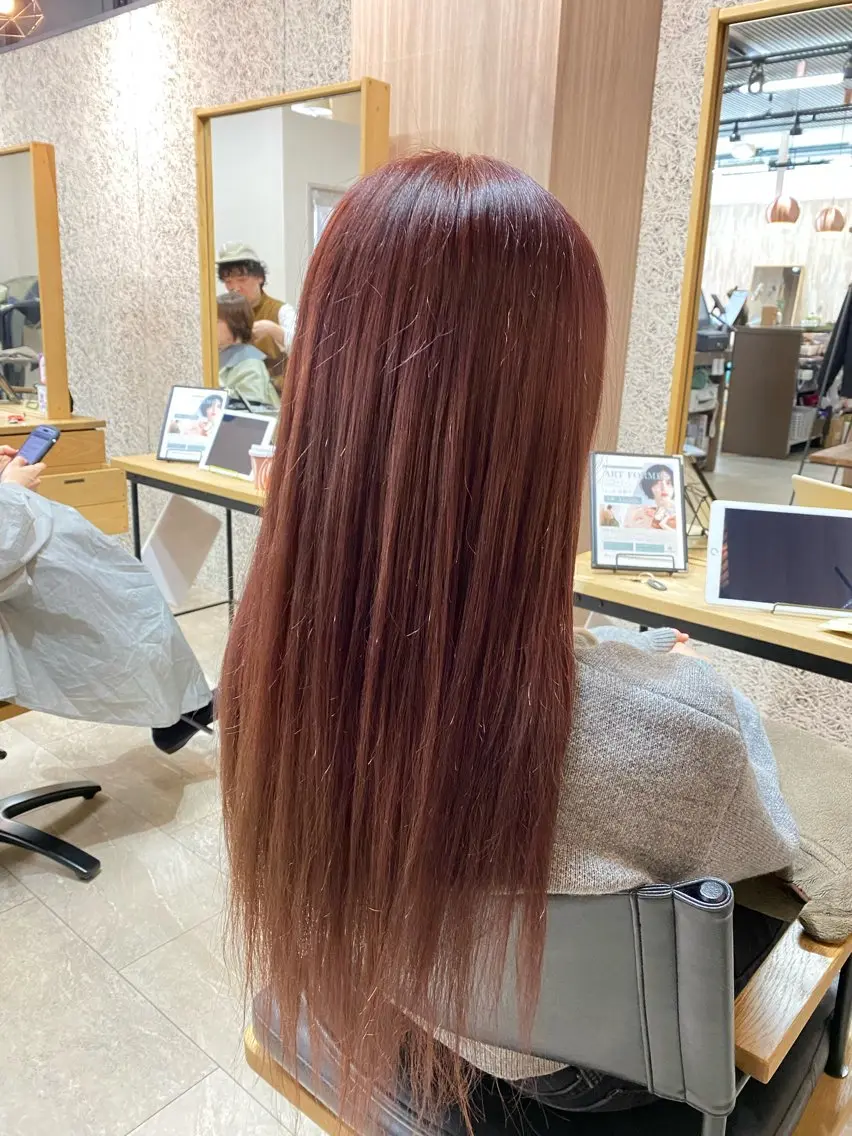 ロング ピンクブラウン ヘアカラー 佐藤 森夏のヘアスタイル