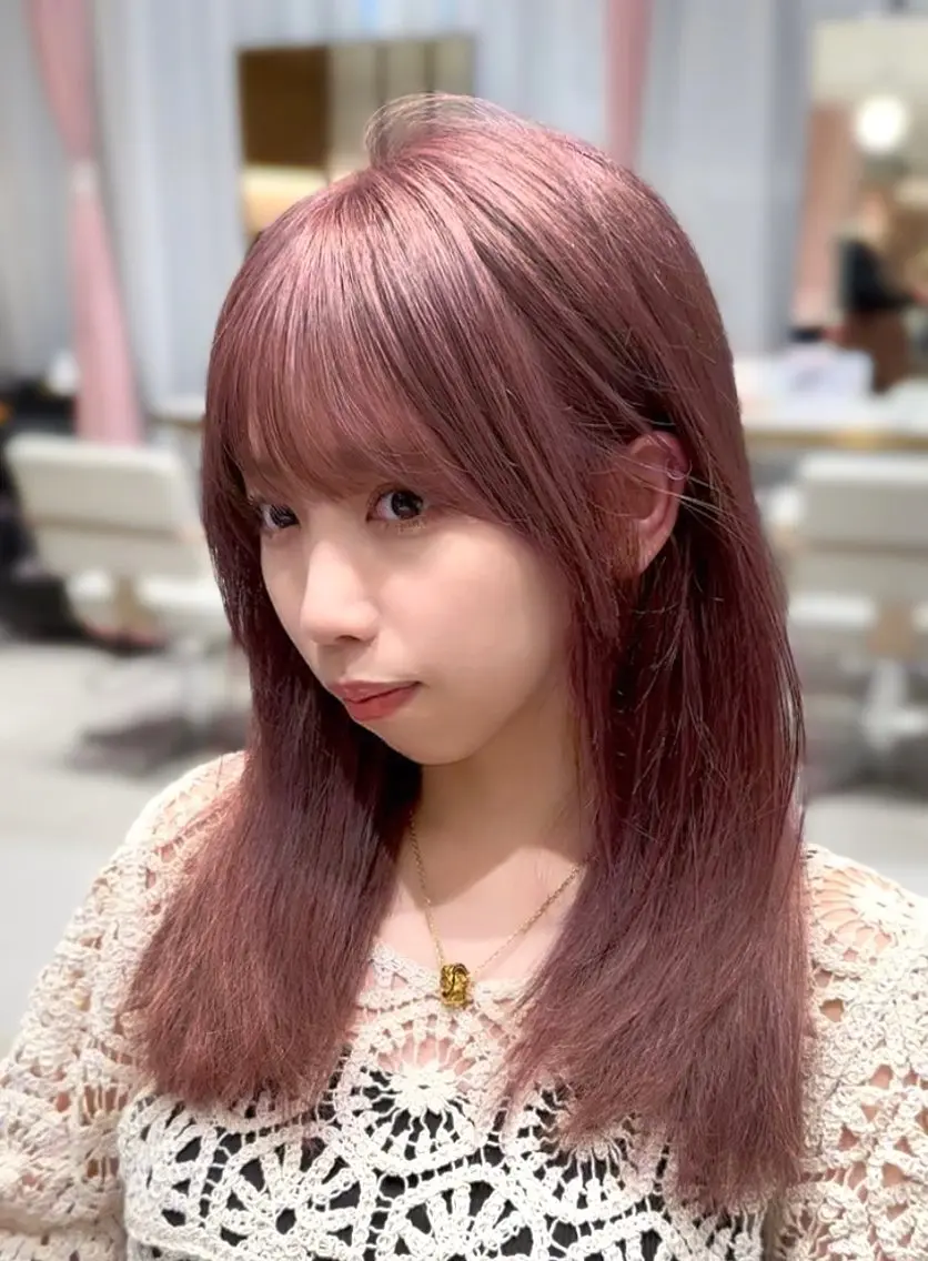 カラー ブリーチ ピンクカラー ヘアカラー トリートメント ヘッドスパ ヘアセット 韓国ヘア/レイヤー/ 顔まわり/りょーとのヘアスタイル